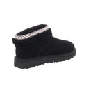 Ugg |