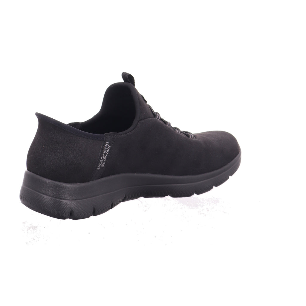Skechers |