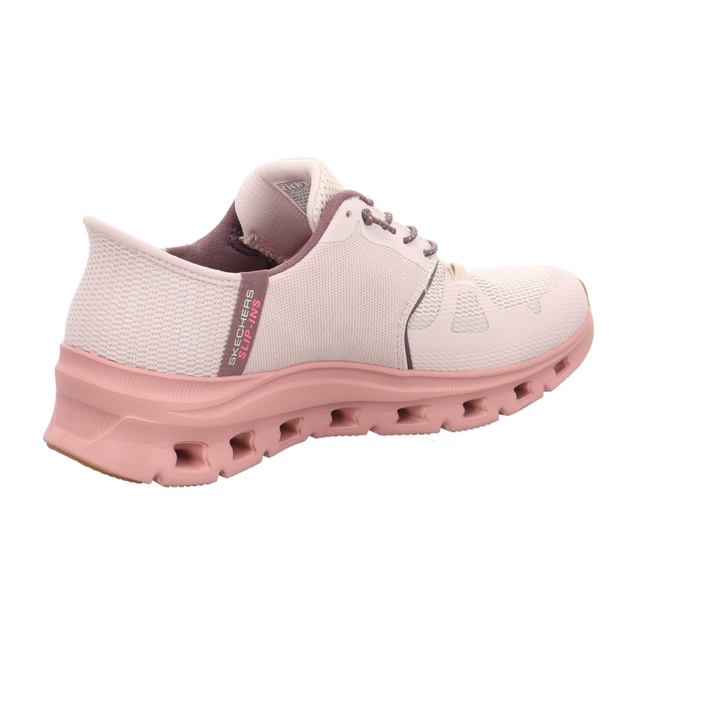 Skechers |