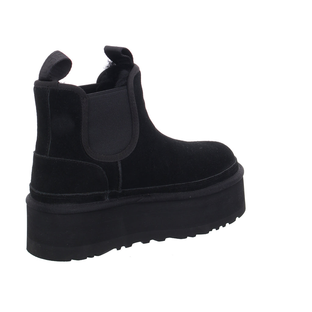 Ugg |