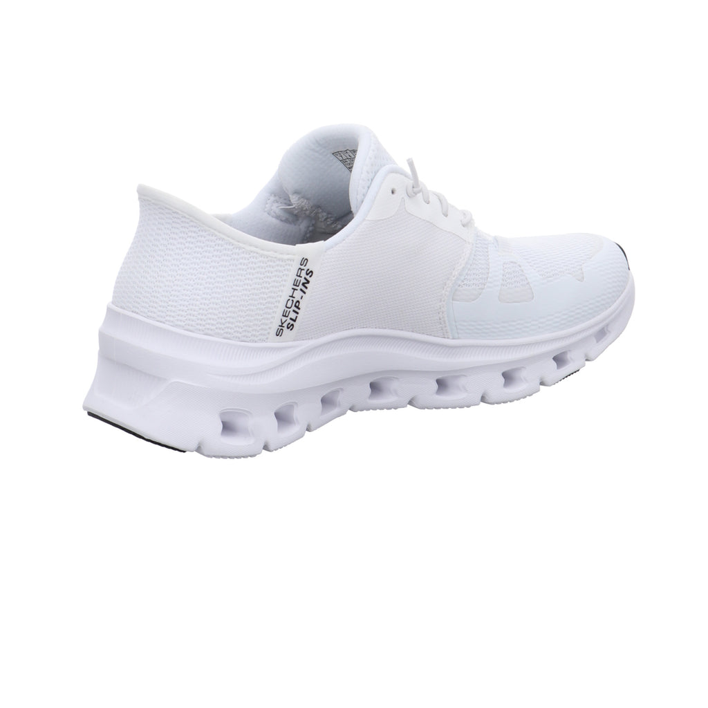 Skechers |