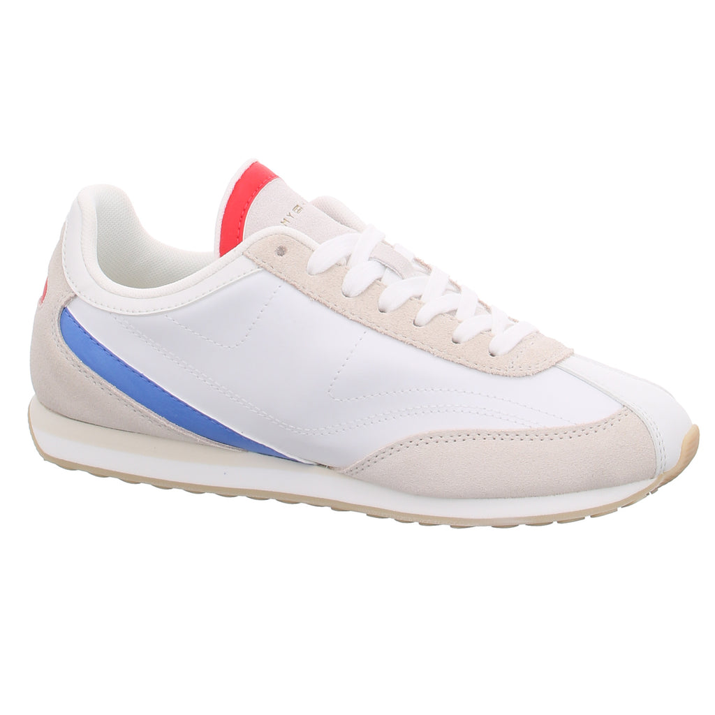 Tommy Hilfiger |
