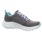Skechers |