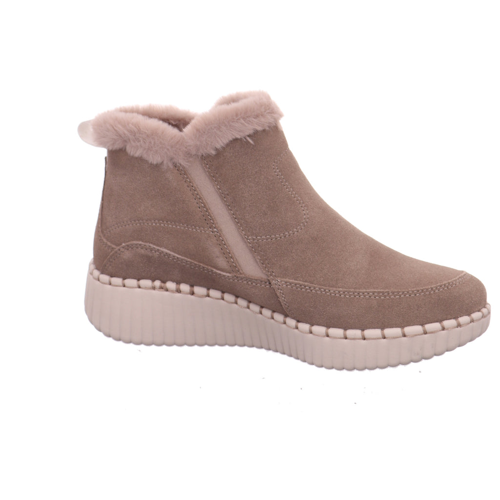 Skechers |
