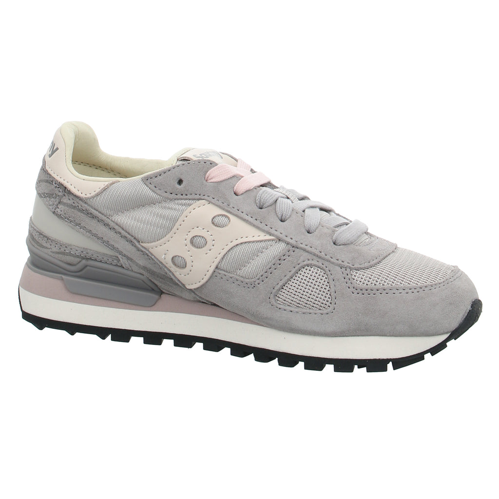 Saucony |