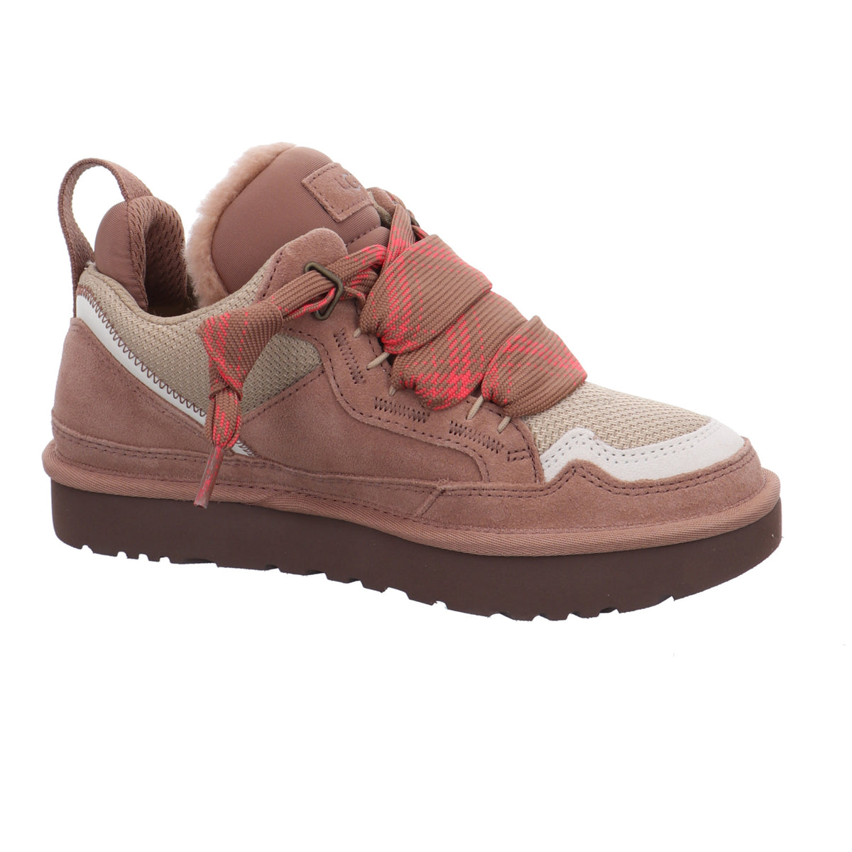 Ugg |