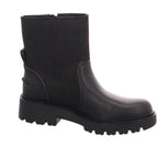 UGG |