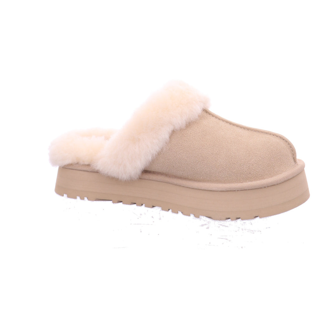 Ugg |
