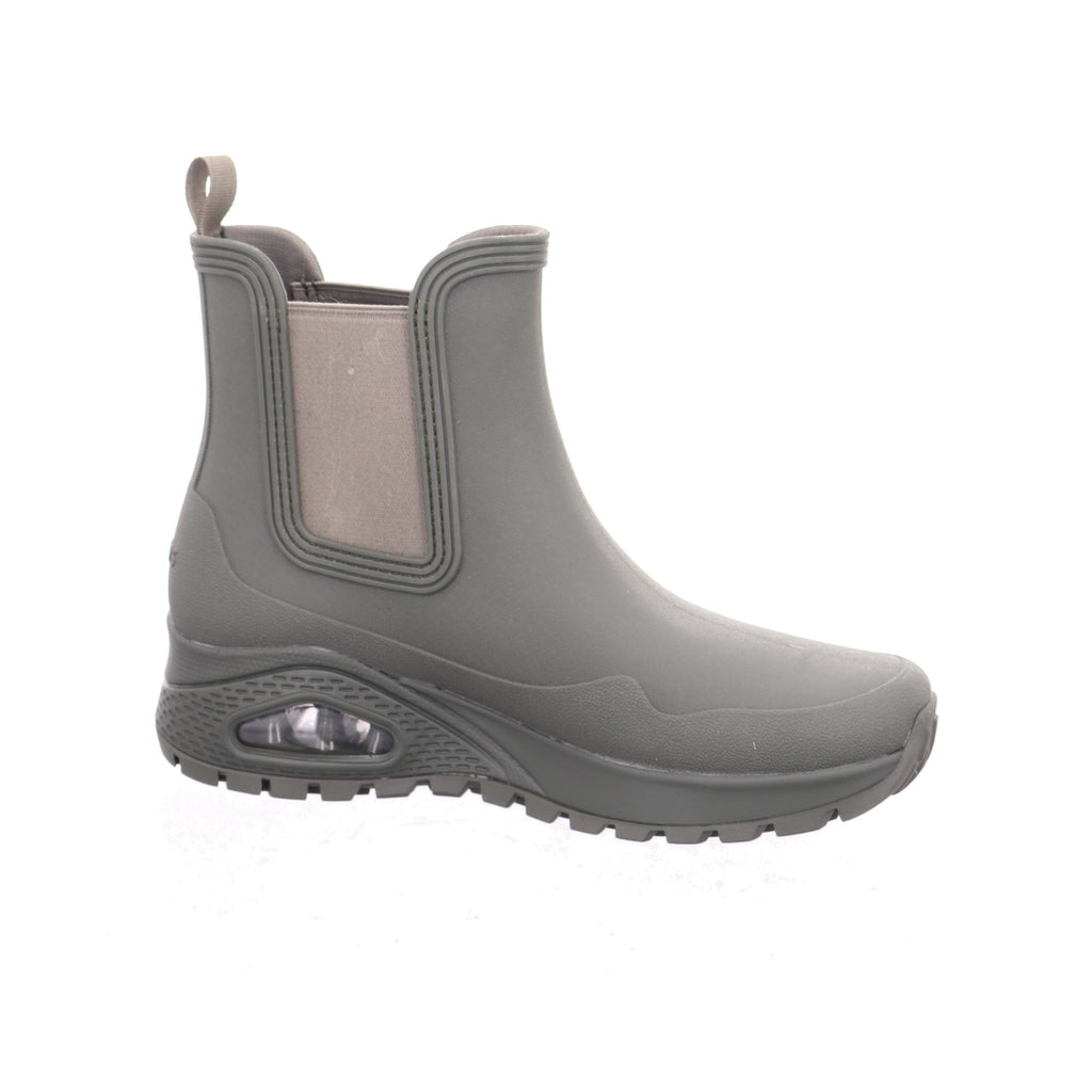 Skechers |