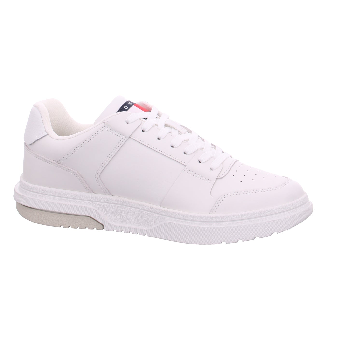 Tommy Hilfiger |