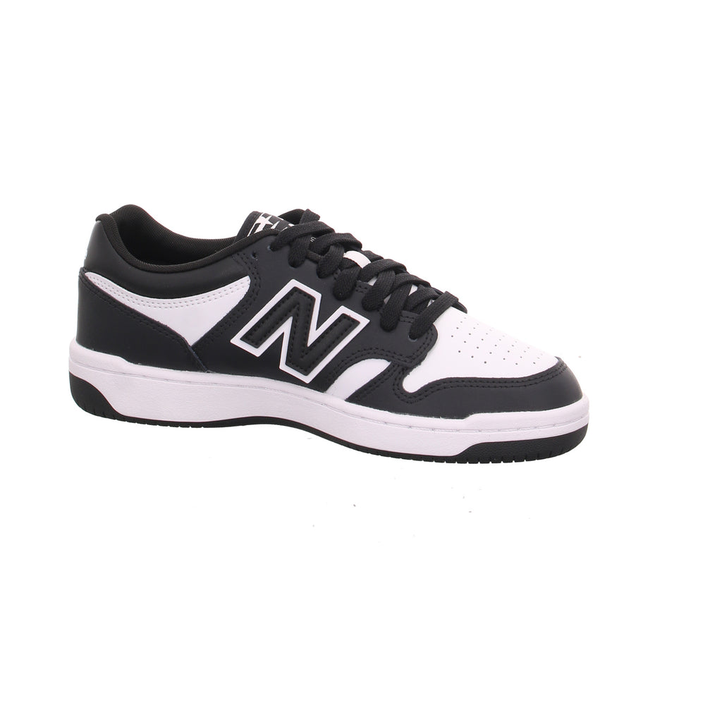 New Balance |