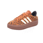 Adidas |