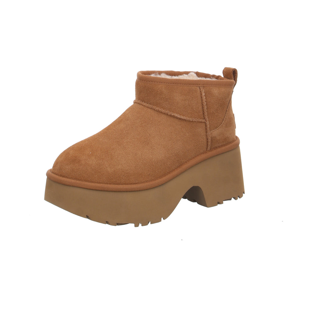Ugg |