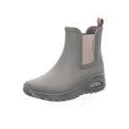 Skechers |