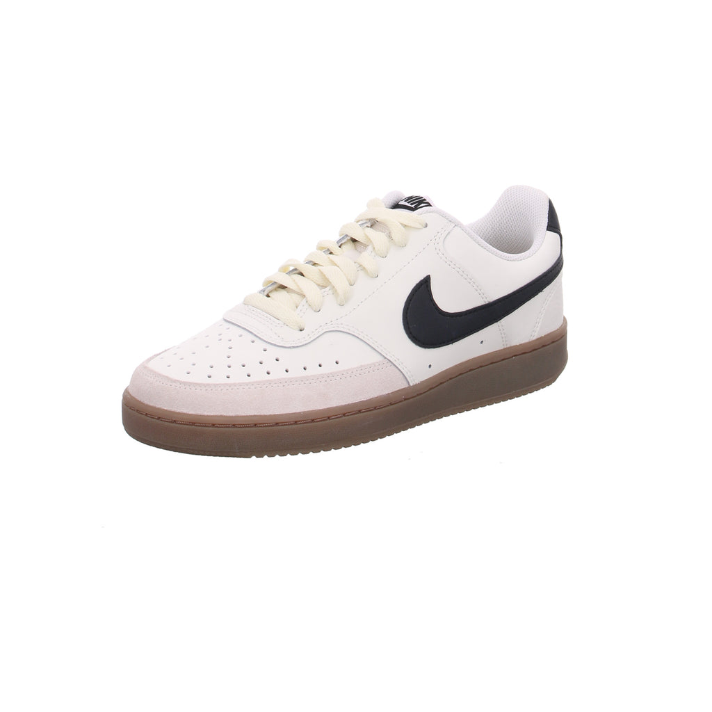 Nike |