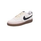 Nike |