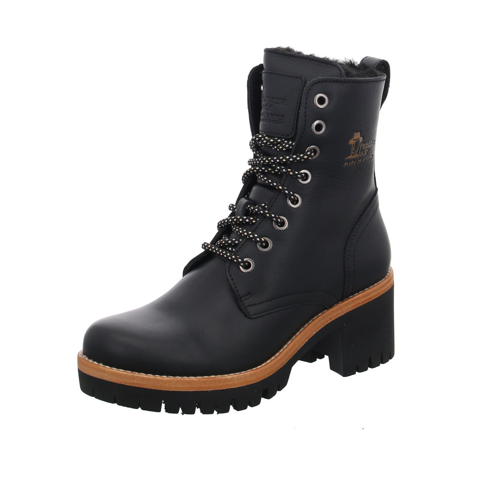 Panama Jack |